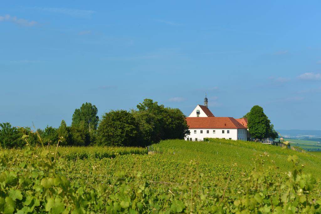 Отель Vogelsburg Escherndorf Экстерьер фото