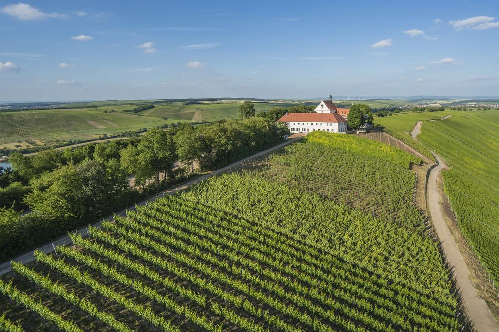Отель Vogelsburg Escherndorf Экстерьер фото