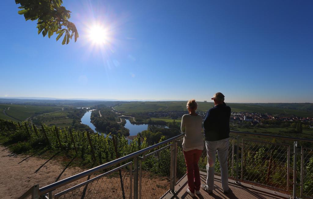 Отель Vogelsburg Escherndorf Экстерьер фото